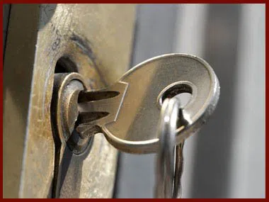 Locksmith Lock Store San Diego, CA 619-215-9125 - 2-lock-and-key