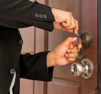 Locksmith Lock Store San Diego, CA 619-215-9125 Locksmith Lock Store San Diego, CA 619-215-9125